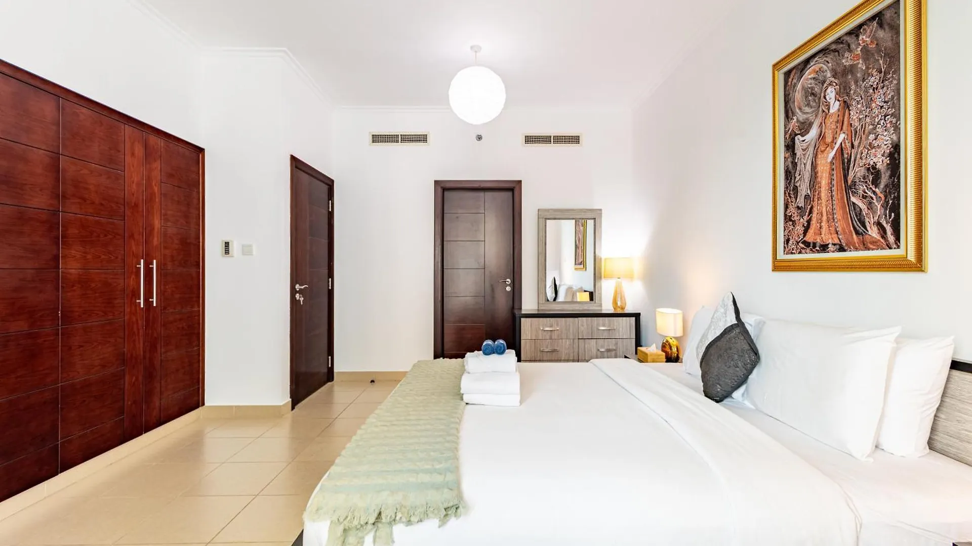 Vibrant 2Br In Burj Views - Near Dubai Mall & Burj Förenade Arabemiraten