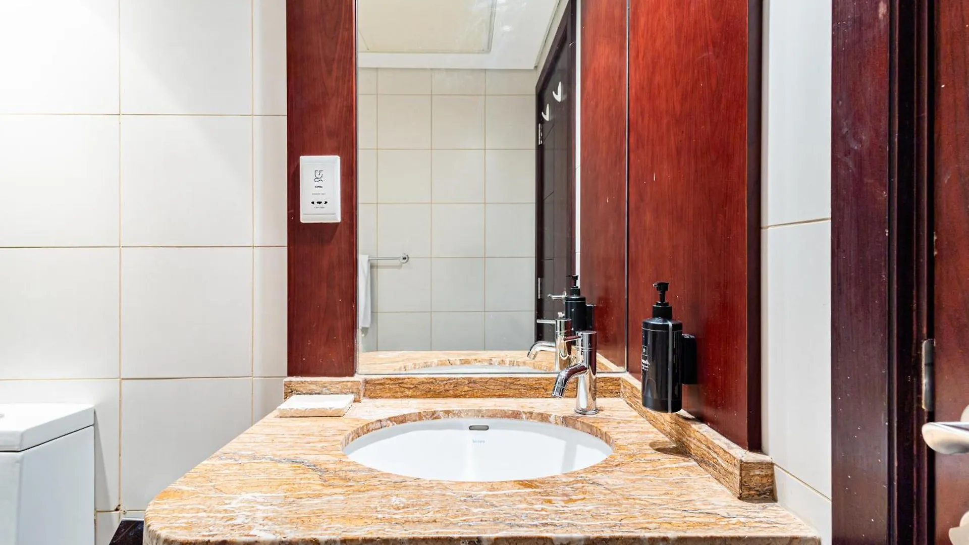 Vibrant 2Br In Burj Views - Near Dubai Mall & Burj 0*,