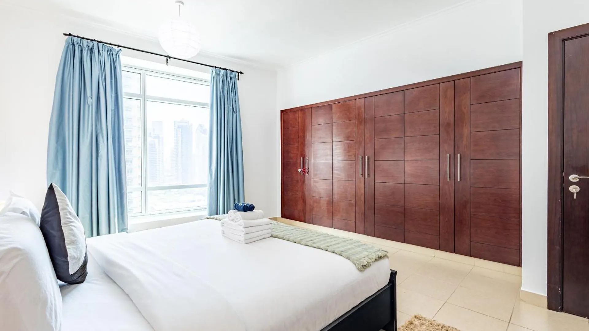 Apartment Vibrant 2Br In Burj Views - Near Dubai Mall & Burj